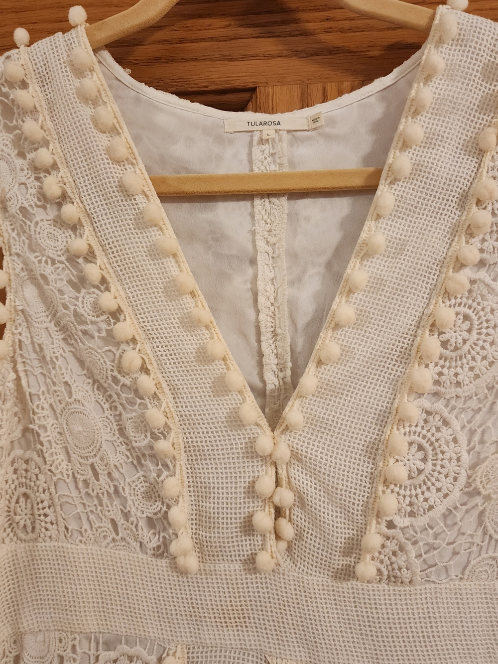 Tularosa Cream Lace Pom-Pom V-Neck Women's Top